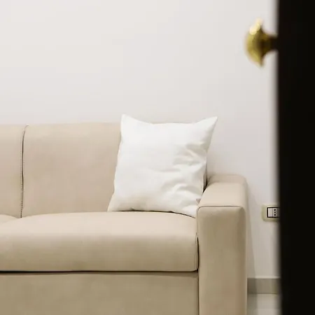 Apartment Cozy In Piazza Cavour By Wonderful Italy *