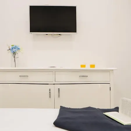 Apartment Cozy In Piazza Cavour By Wonderful Italy *